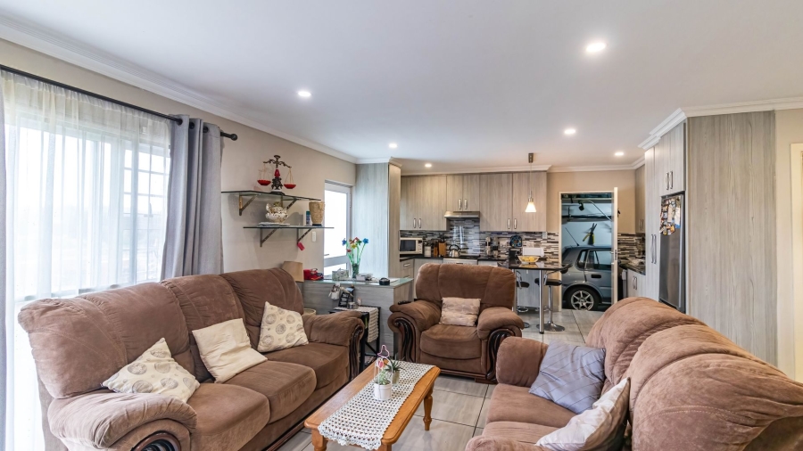 3 Bedroom Property for Sale in Nahoon Valley Park Eastern Cape